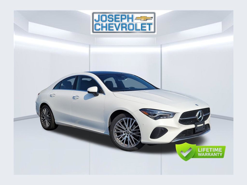 Polar White 2025 Mercedes-Benz CLA Coupe Front-Wheel Drive 8-Speed Dual Clutch