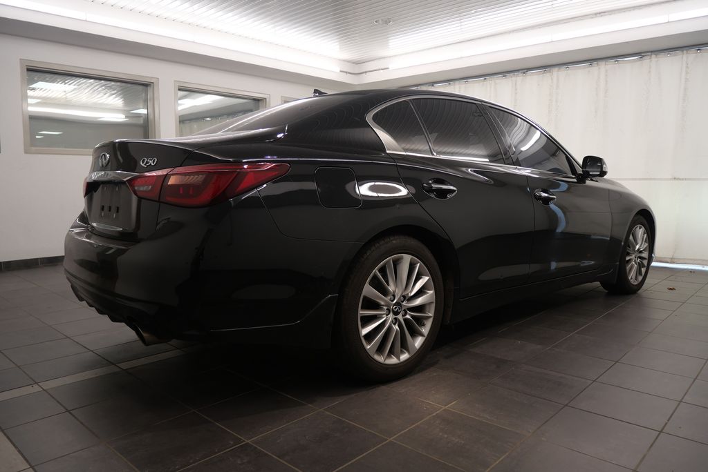 2021 INFINITI Q50 Luxe 3