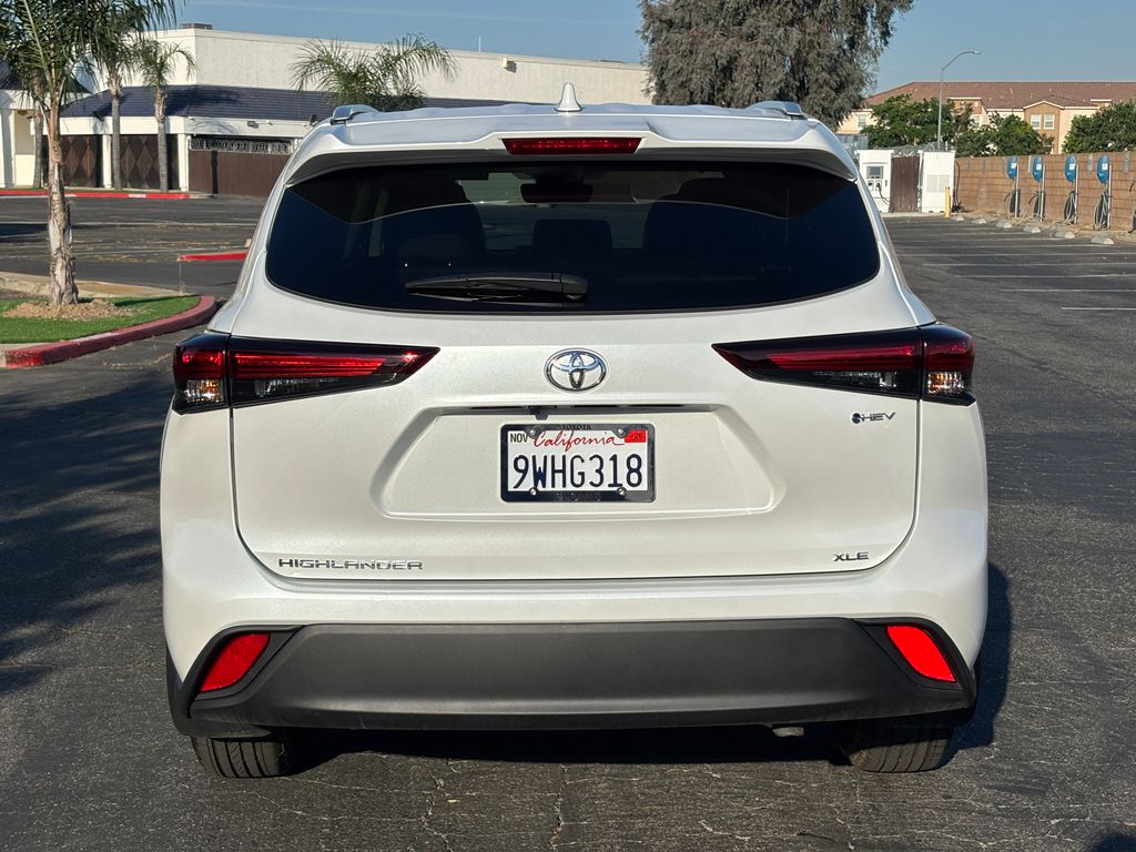 Thumbnail: 2026 Toyota Highlander - 6