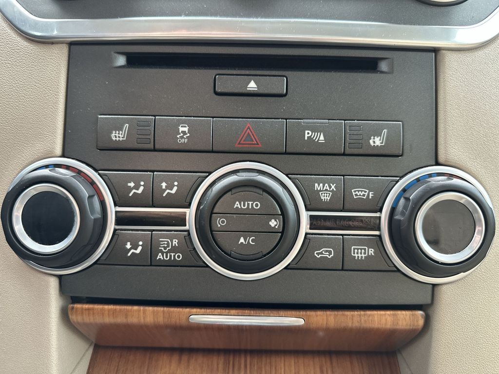 2016 Land Rover LR4 HSE  at Ultimate Motorsports