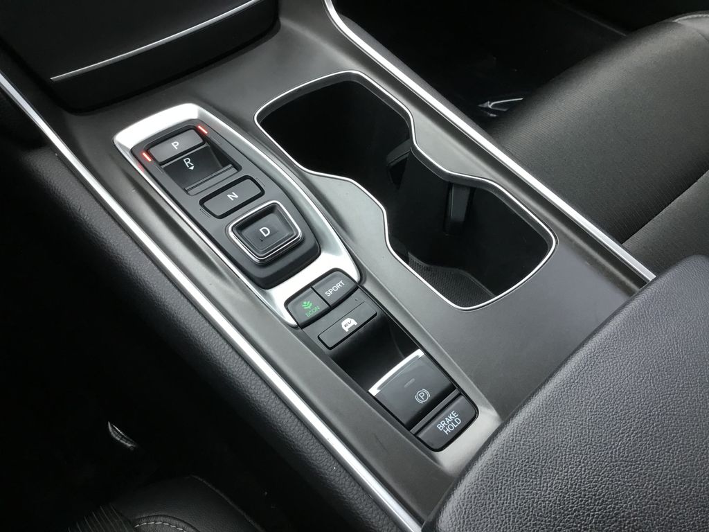 Thumbnail: 2022 Honda Accord - 22