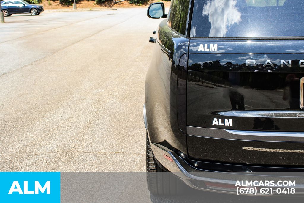 Used 2025 Black Land Rover SE image 13