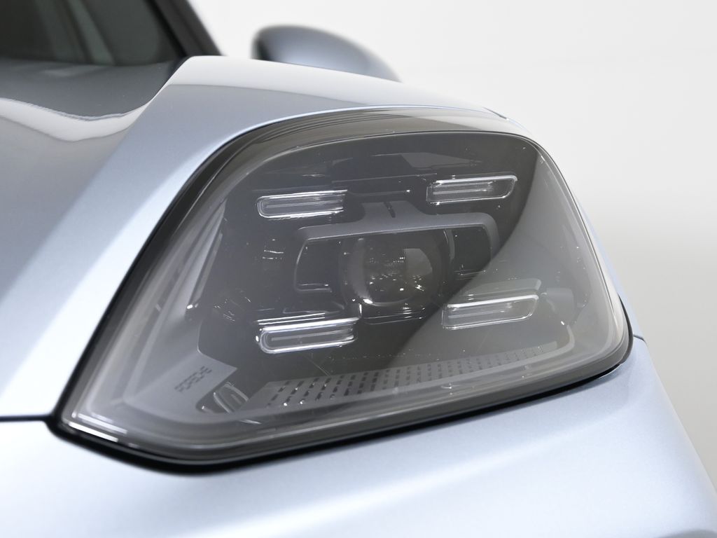 Thumbnail: 2024 Porsche Cayenne - 11