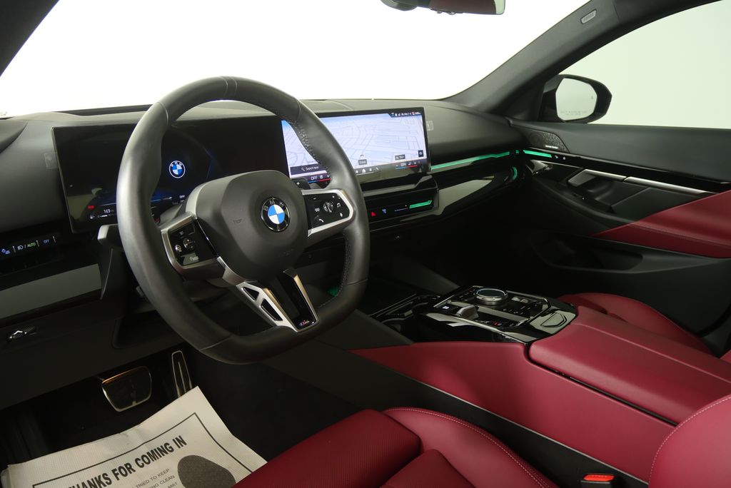 Thumbnail: 2025 BMW 5 Series - 12