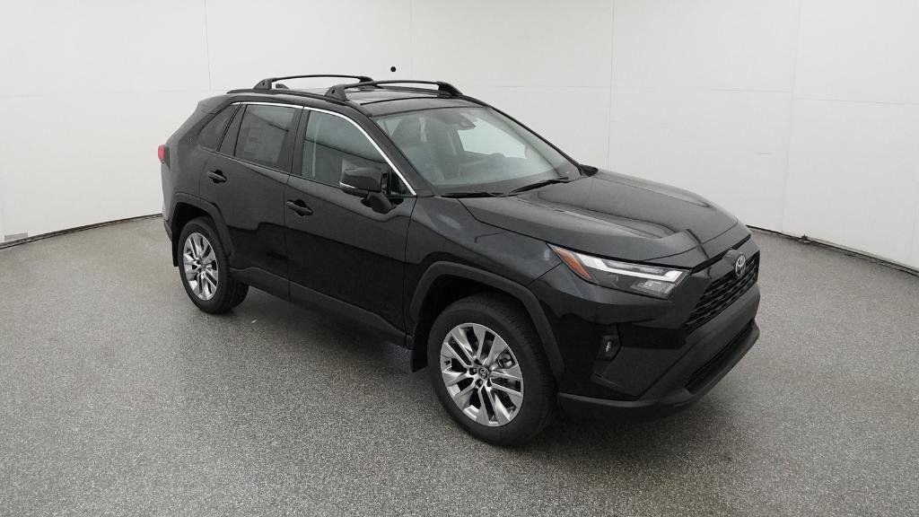 Thumbnail: 2025 Toyota RAV4 - 14