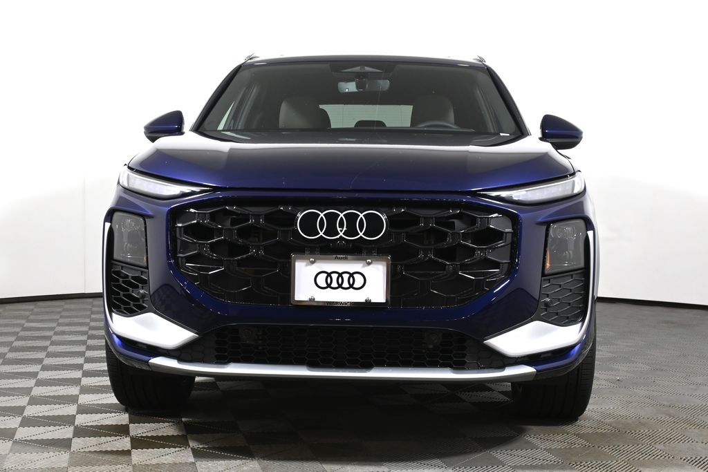 Thumbnail: 2026 Audi Q3 - 10