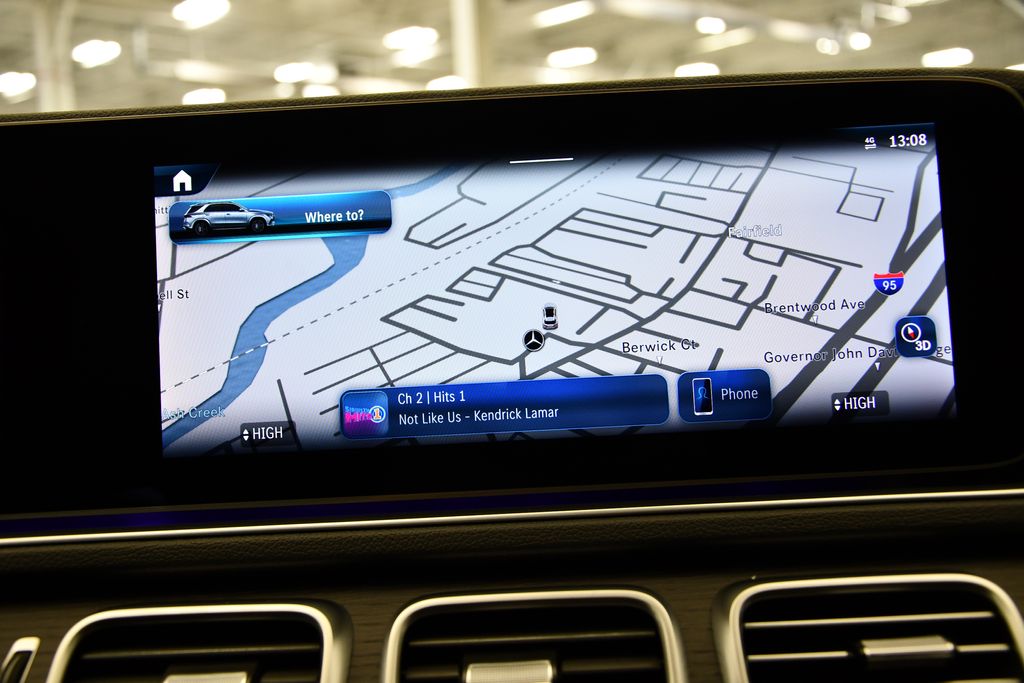 Thumbnail: 2025 Mercedes-Benz GLE - 26