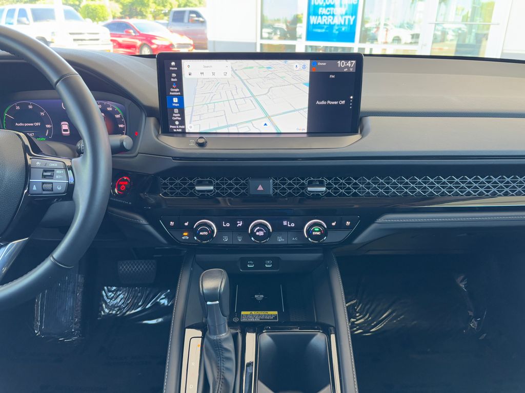 2024 Honda Accord Touring 13