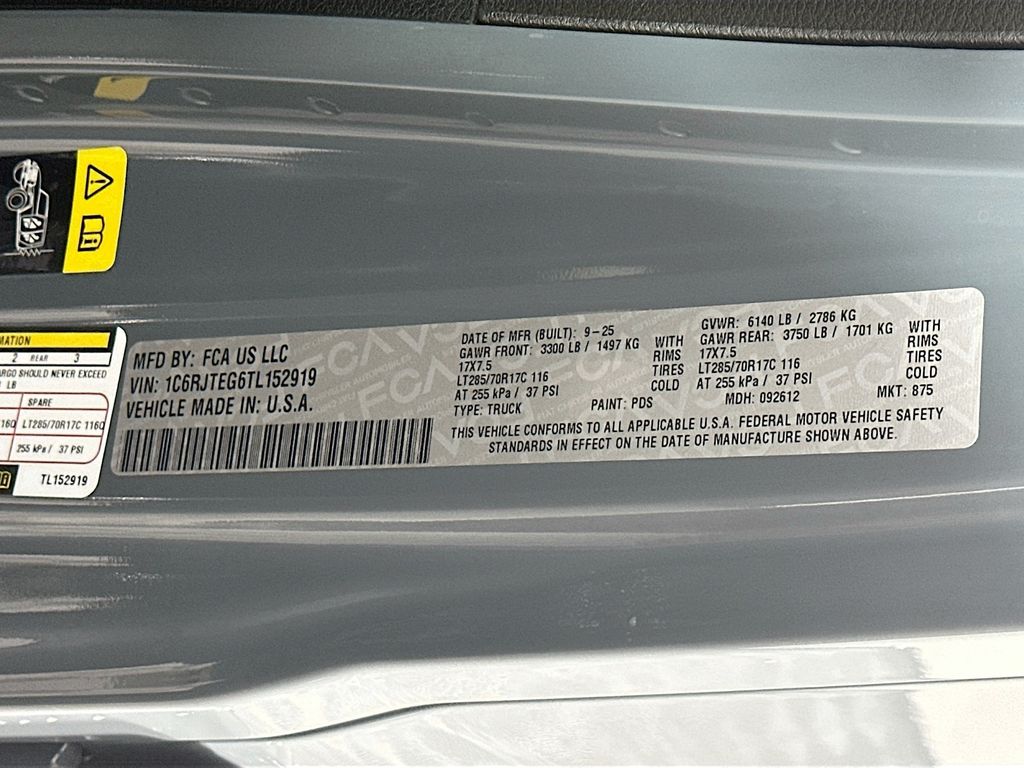 New 2026 Gray Jeep Mojave image 17