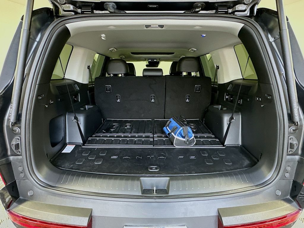 Thumbnail: 2025 Hyundai Santa Fe - 26