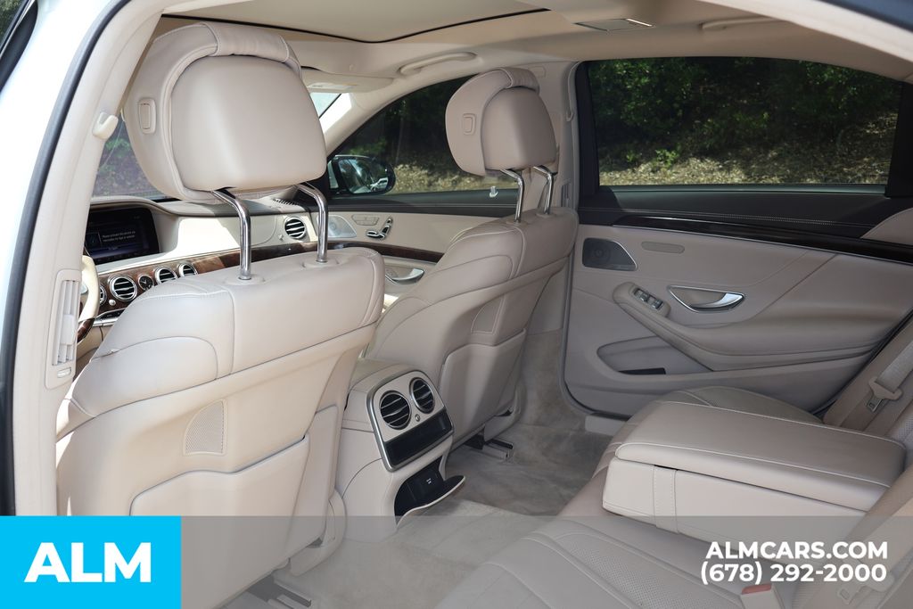 Used 2020 White Mercedes-Benz S 560 image 19