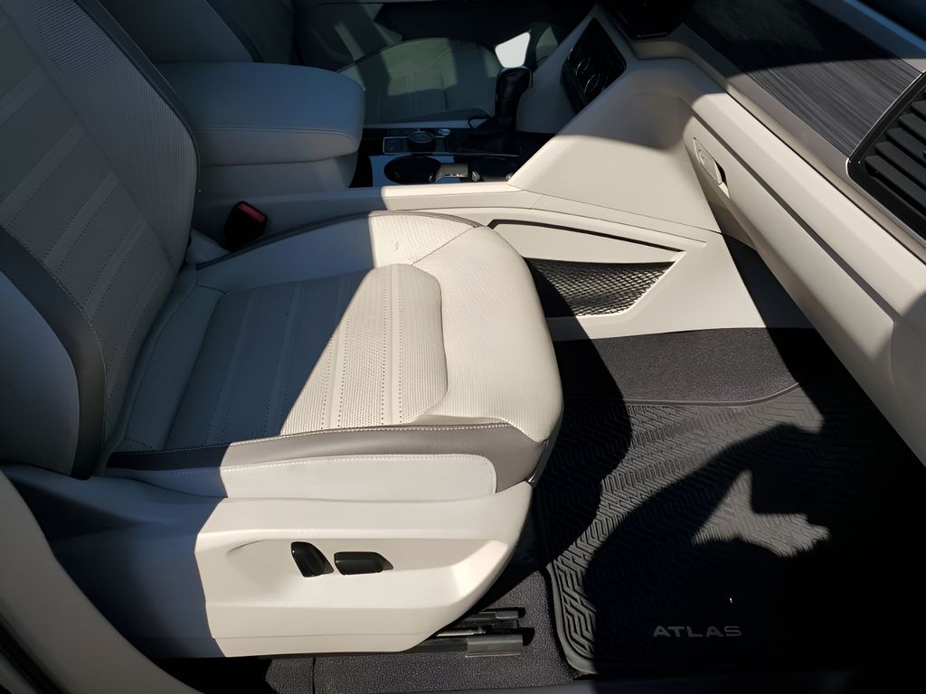 Used Car 2021 Volkswagen Atlas  Sel Premium For Sale Under $35,000 In Austin, Texas