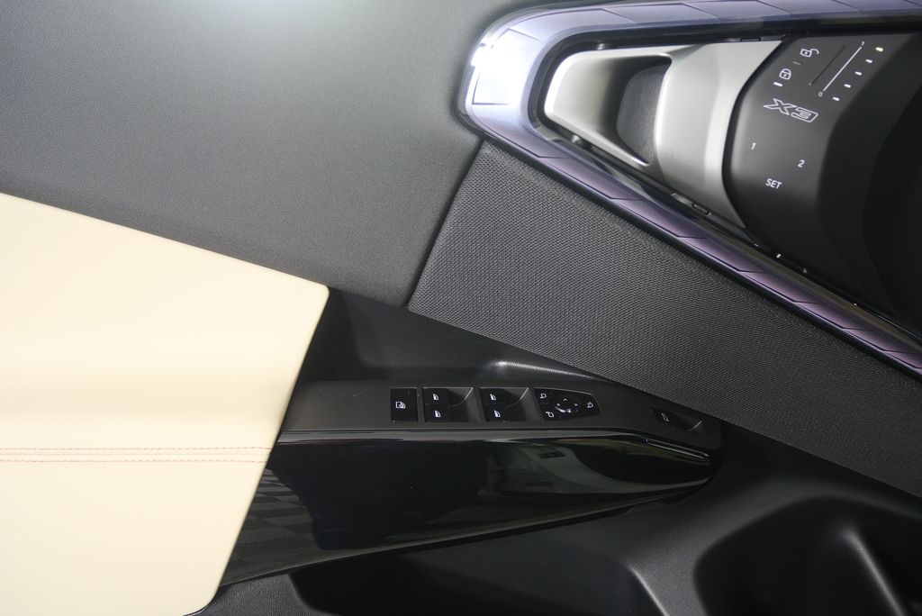 Thumbnail: 2026 BMW X3 - 8