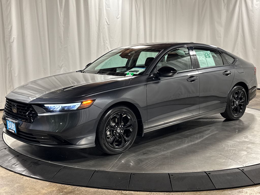 Meteorite Gray Metallic 2025 Honda Accord SE FWD Sedan Front-Wheel Drive Continuously Variable Transmission