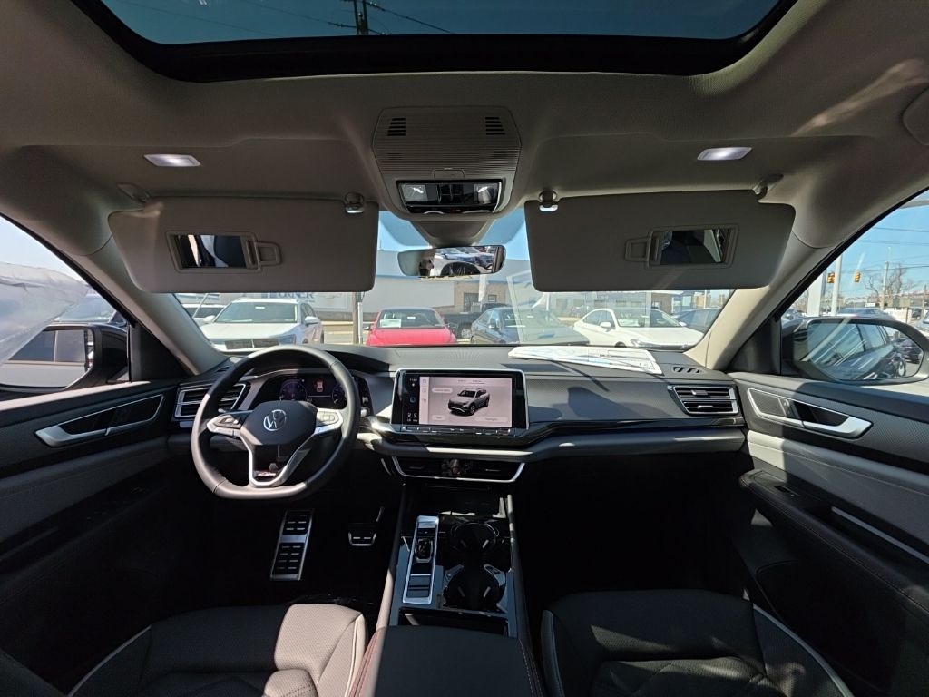 2026 Volkswagen Atlas 2.0T Peak Edition Gray at Sutliff Volkswagen