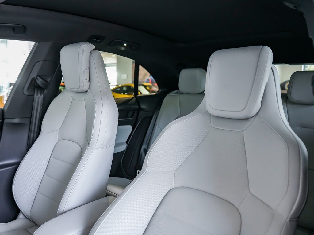 New 2026  Porsche 4S image 16