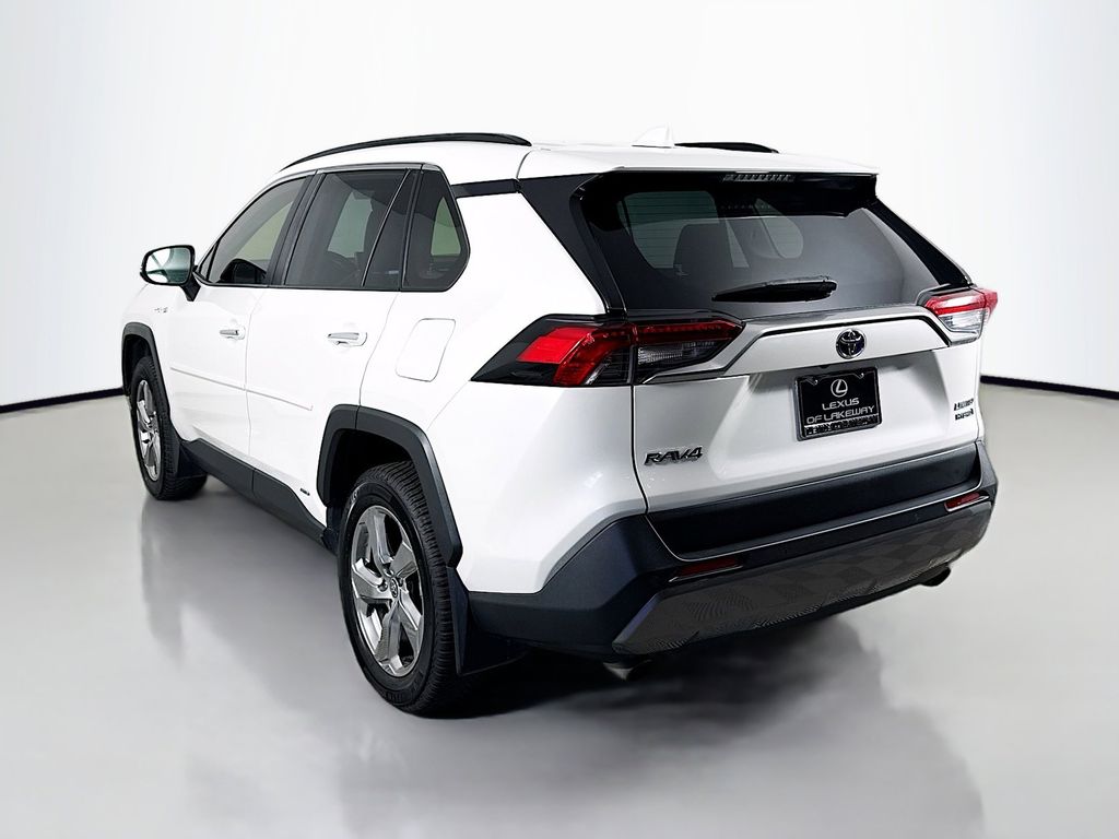 Thumbnail: 2021 Toyota RAV4 - 7
