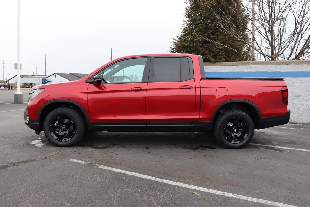 2025 Honda Ridgeline Black Edition 2