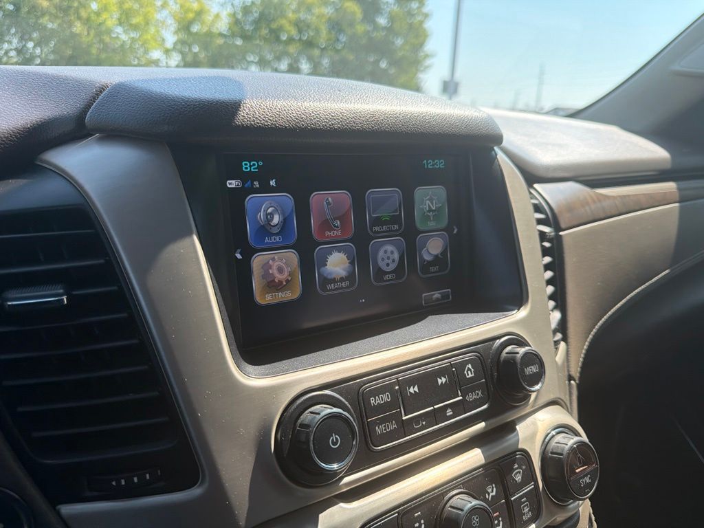 Thumbnail: 2019 GMC Yukon - 32