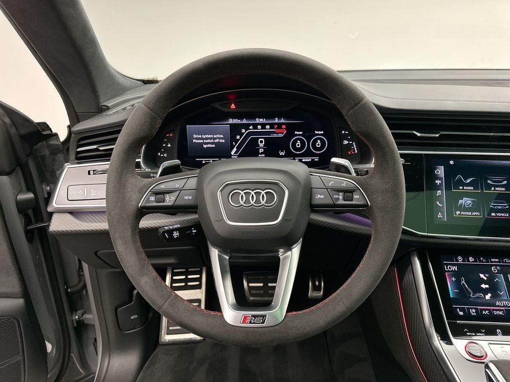 Thumbnail: 2023 Audi RS Q8 - 30