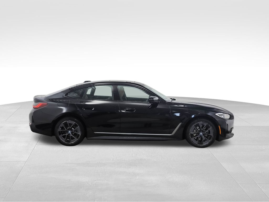 Thumbnail: 2023 BMW i4 - 6