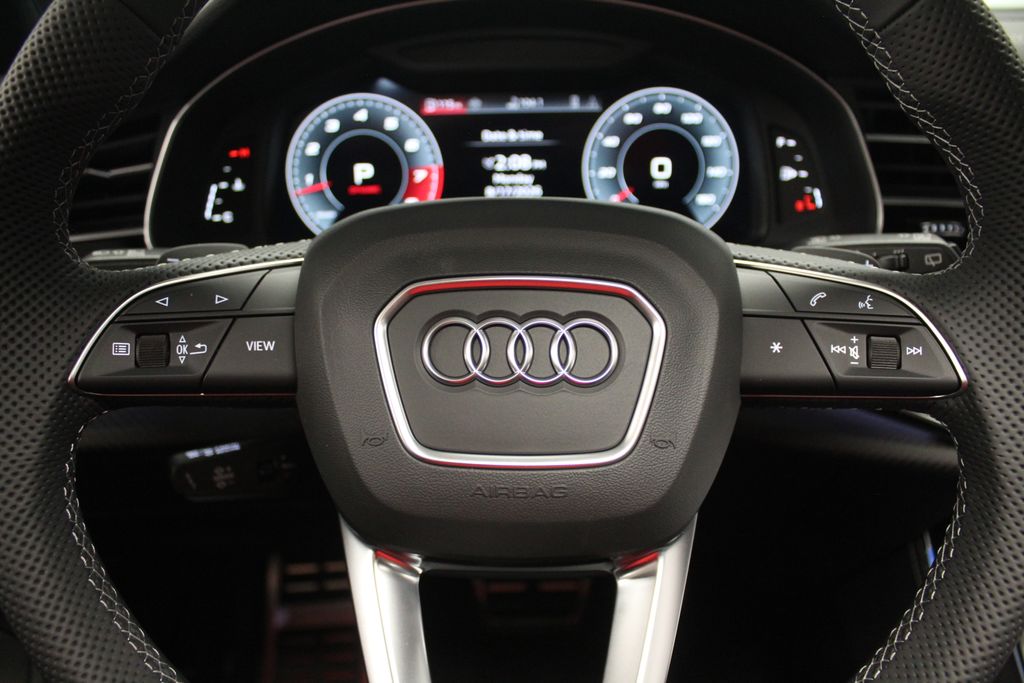 Thumbnail: 2026 Audi SQ7 - 28
