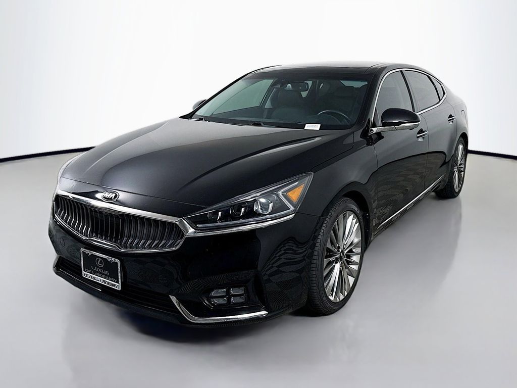 Thumbnail: 2018 Kia Cadenza - 1