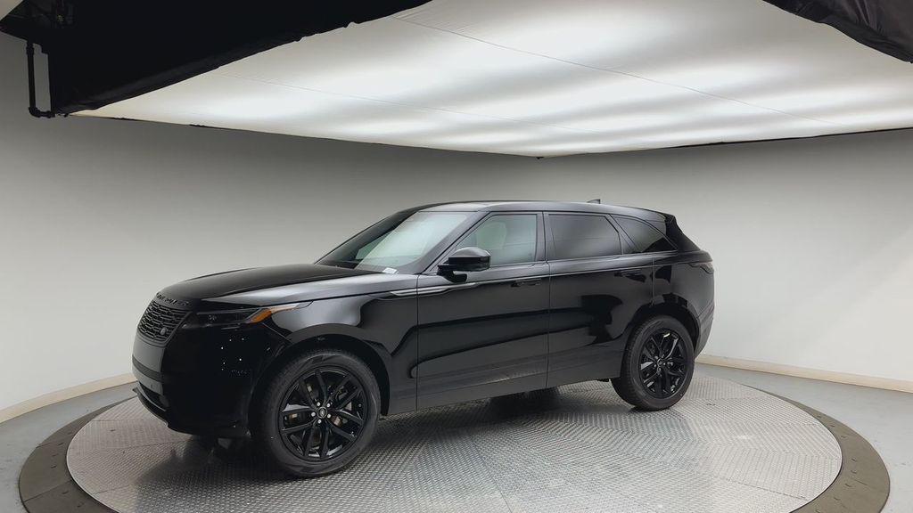 Thumbnail: 2026 Land Rover Range Rover Velar - 6