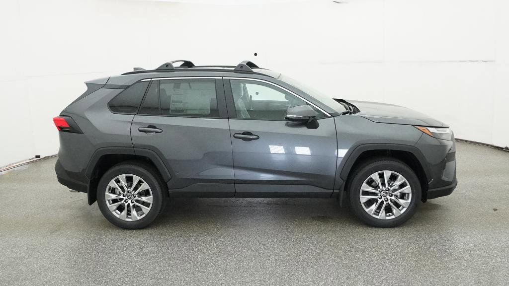 Thumbnail: 2025 Toyota RAV4 - 2