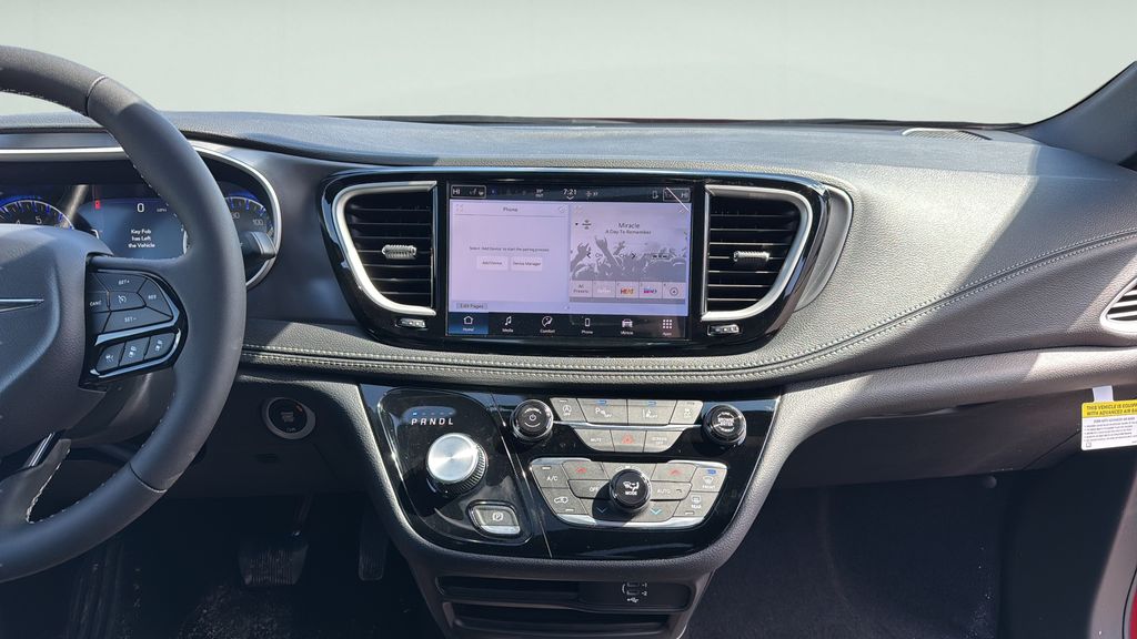 2026 Chrysler Pacifica