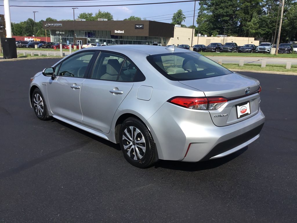 Thumbnail: 2021 Toyota Corolla - 3