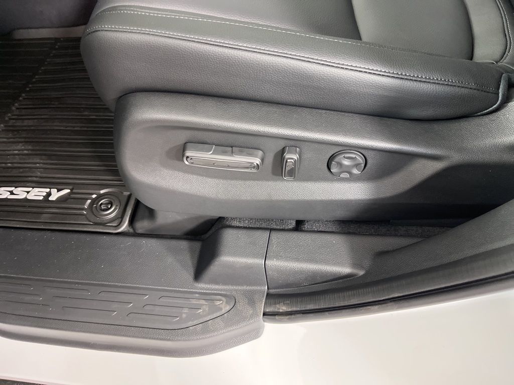 Thumbnail: 2026 Honda Odyssey - 28