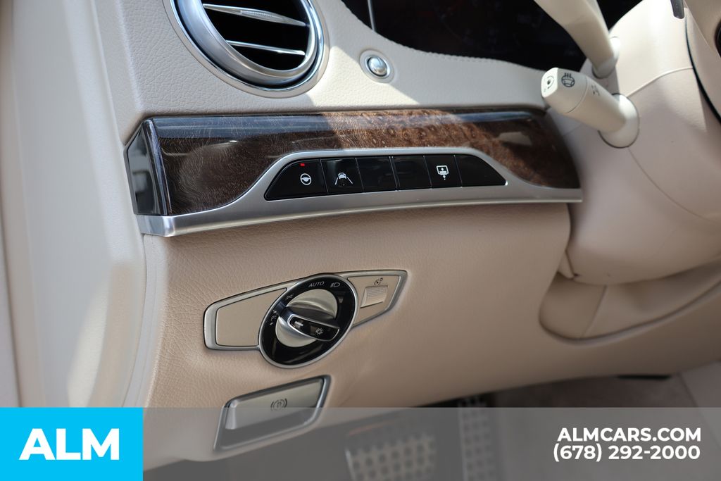 Used 2020 White Mercedes-Benz S 560 image 17