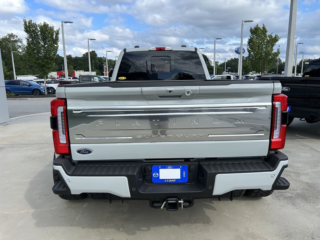 2025 Ford F-450 Super Duty 