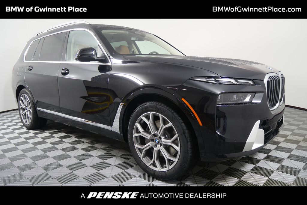 2026 BMW X7 xDrive40i Hero Image
