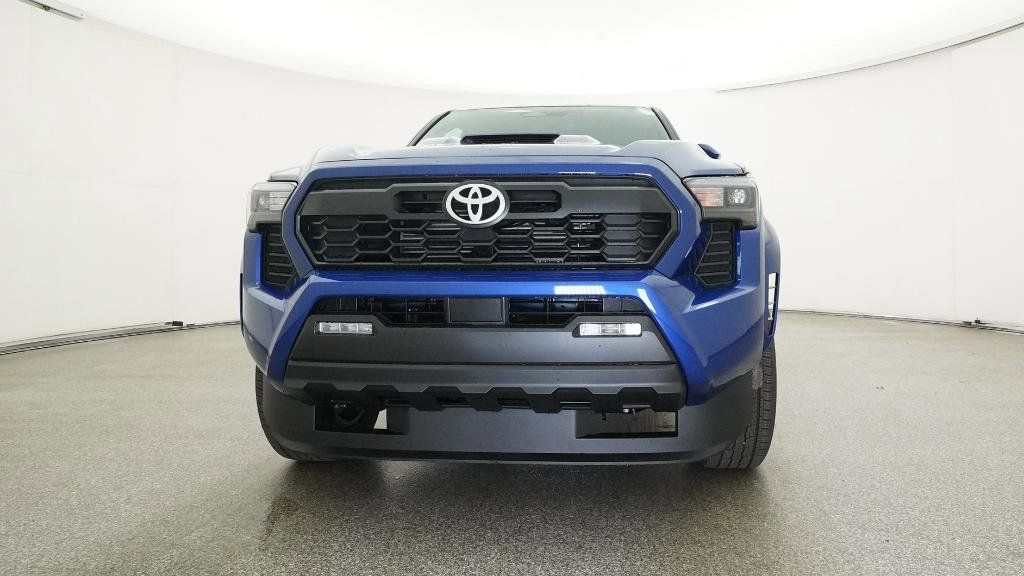 Thumbnail: 2025 Toyota Tacoma - 4