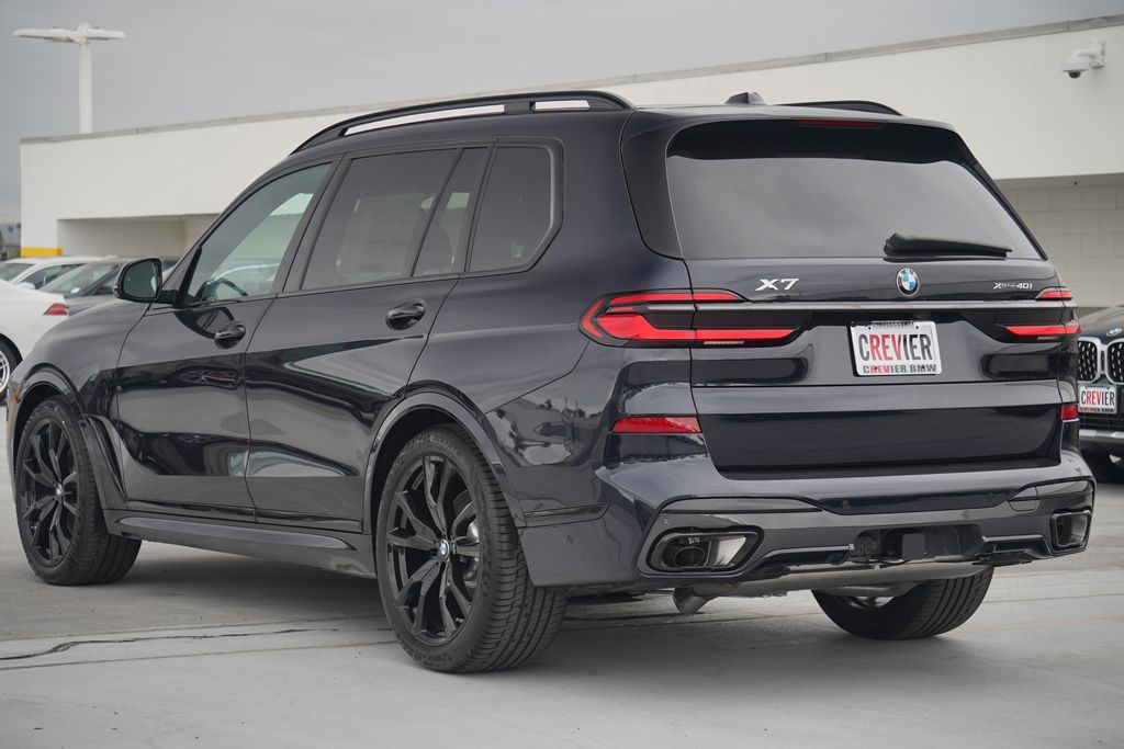 2025 BMW X7 xDrive40i 7