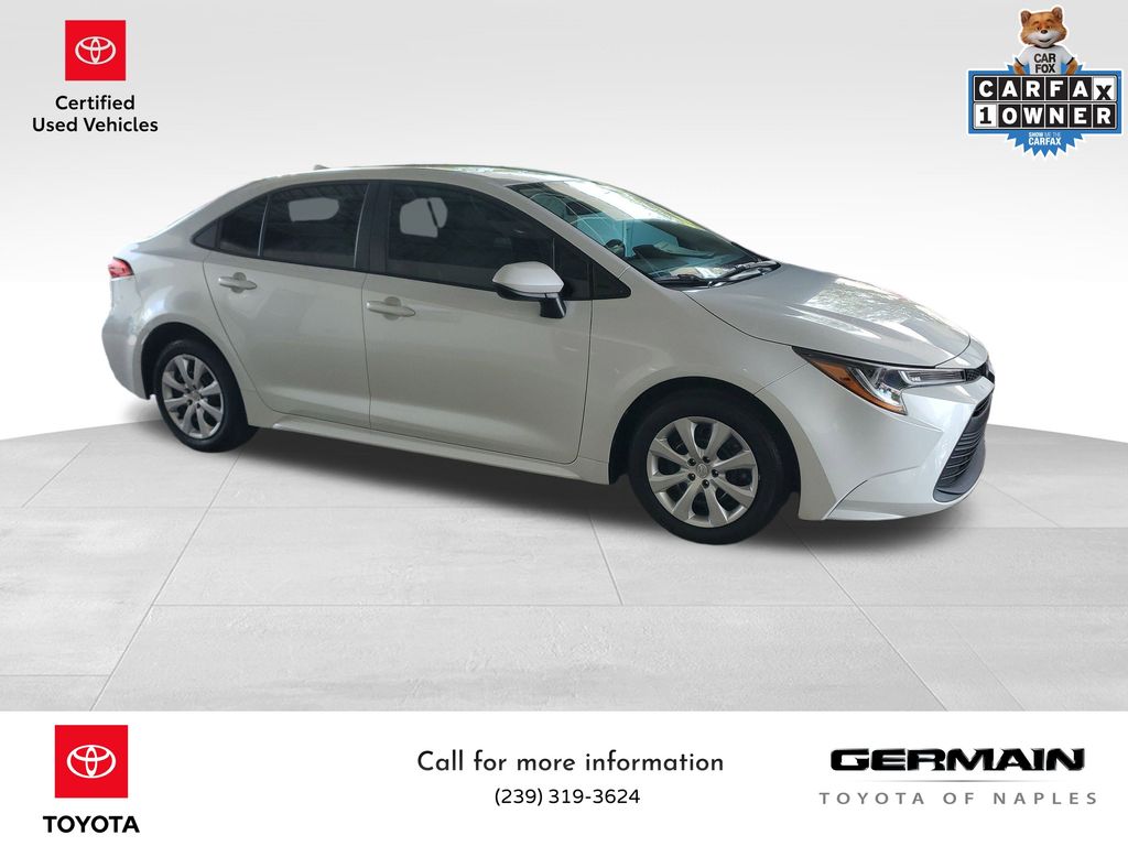 2023 Toyota Corolla LE photo 4