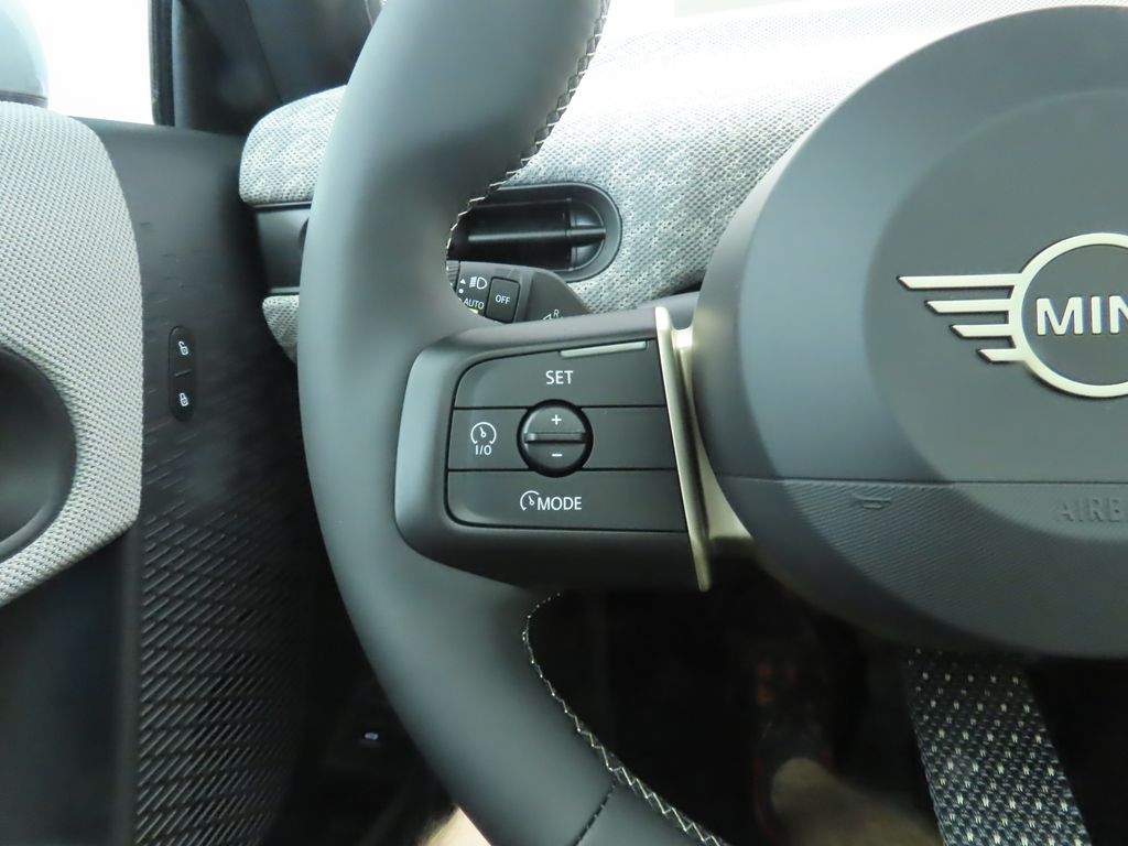 Thumbnail: 2026 MINI Cooper - 12