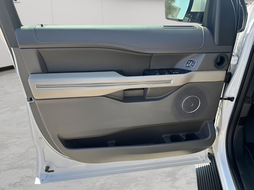 Used Car 2018 Ford Expedition  Xlt For Sale In Austin, Texas