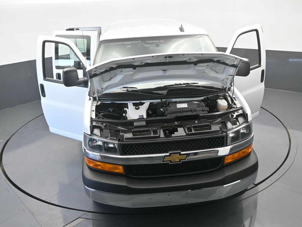 Used 2024 Summit White Chevrolet Work Van image 63