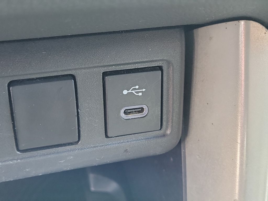 2024 Toyota Corolla Cross SE - Photo 20