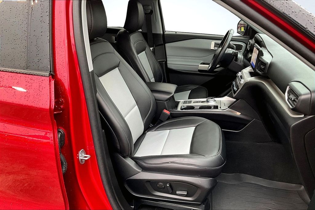 2023 Ford Explorer XLT Red at Baytown Hyundai
