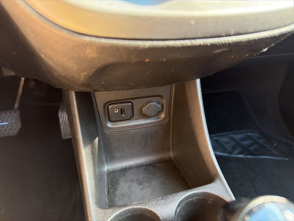 Thumbnail: 2016 Chevrolet Spark - 32