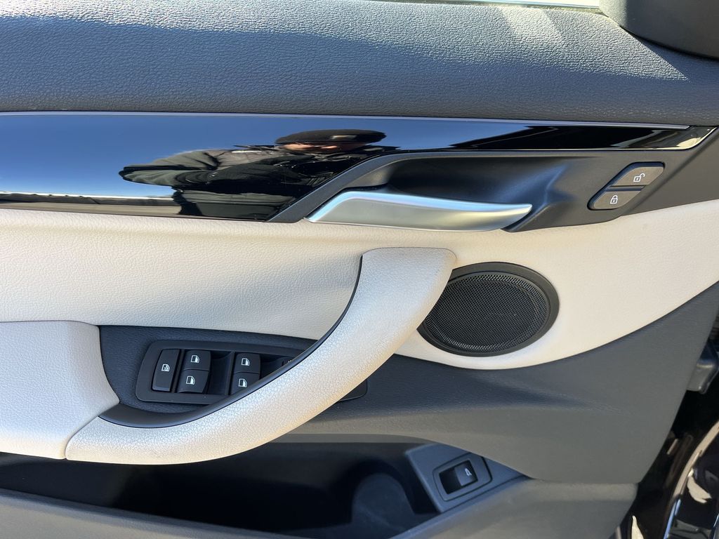 Thumbnail: 2018 BMW X1 - 13