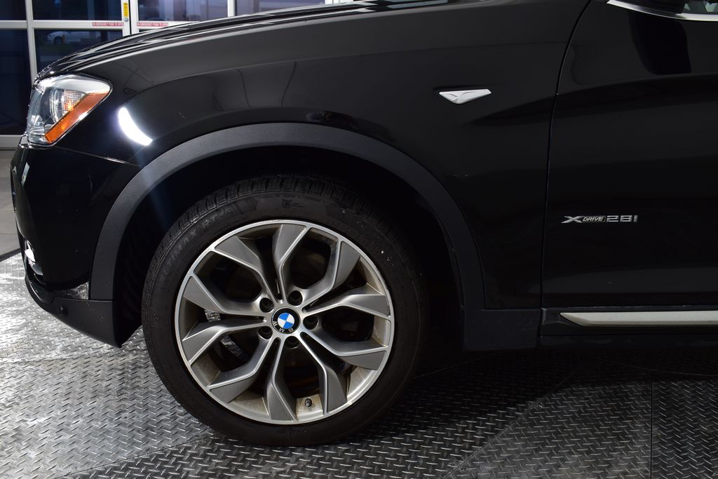Thumbnail: 2017 BMW X3 - 9
