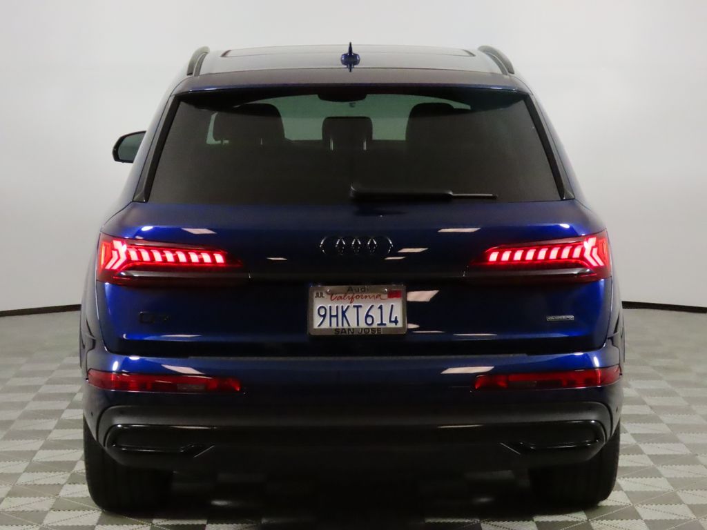 Thumbnail: 2023 Audi Q7 - 4