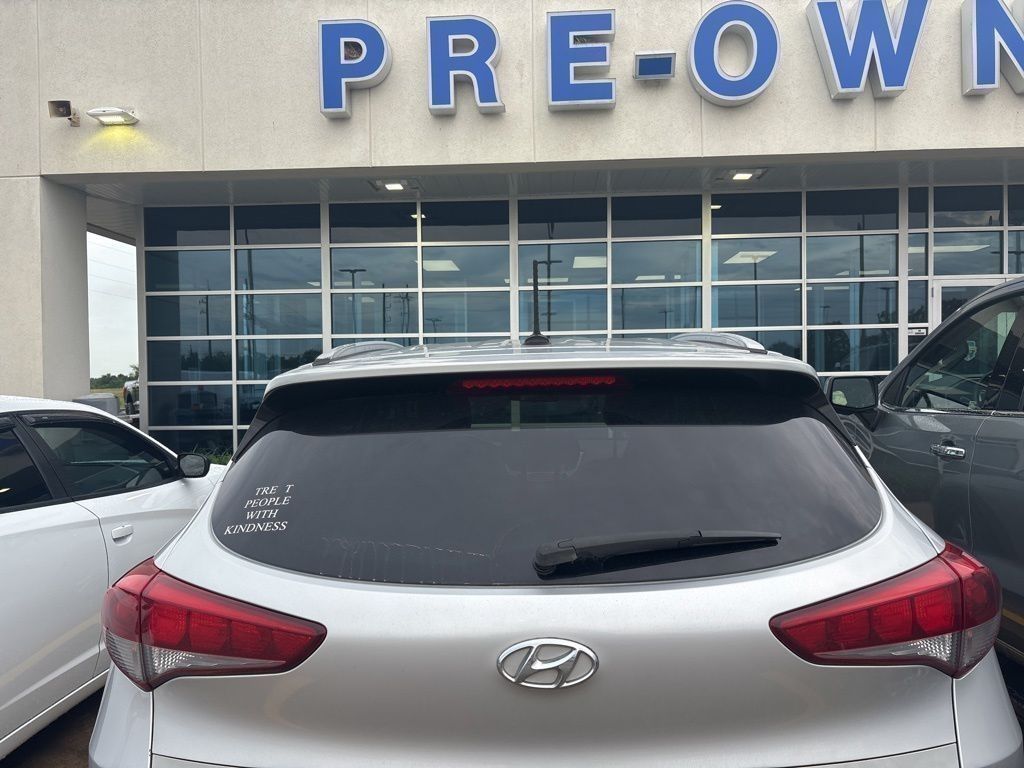 2017 Hyundai Tucson SE Silver at Baytown Hyundai