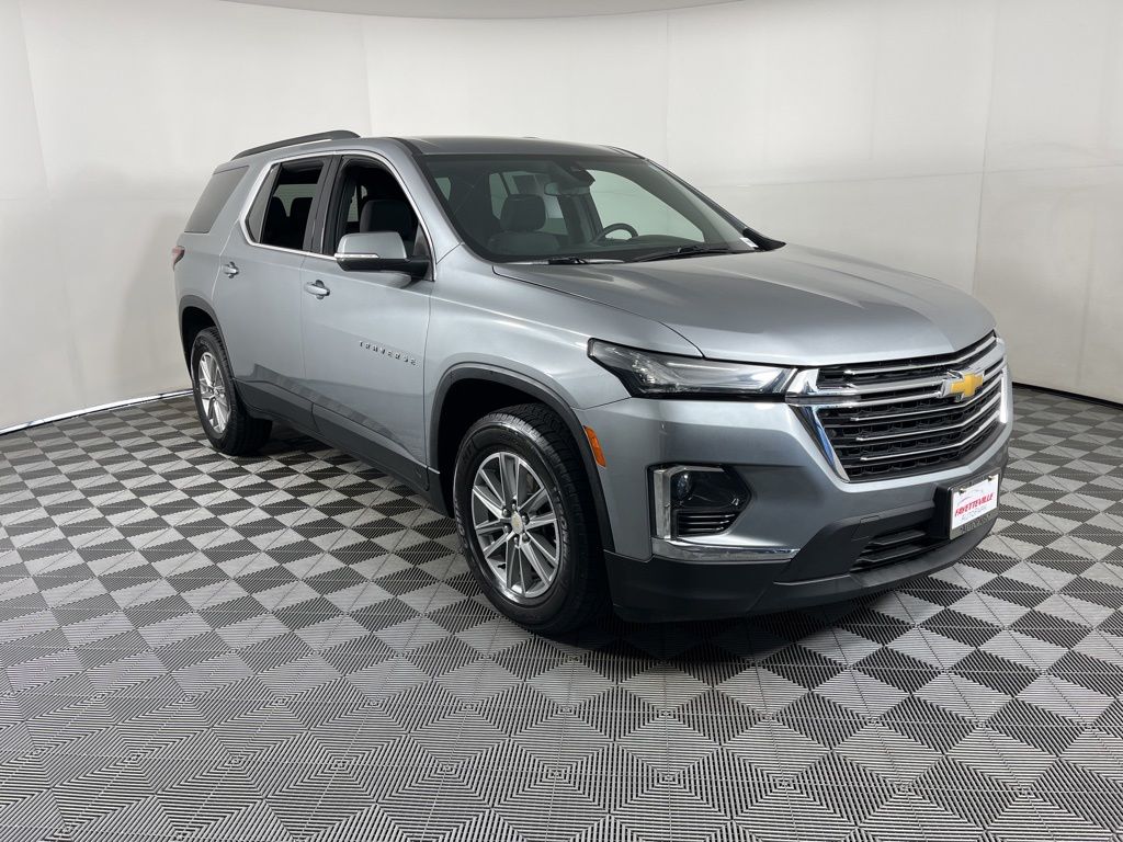 Thumbnail: 2023 Chevrolet Traverse - 17