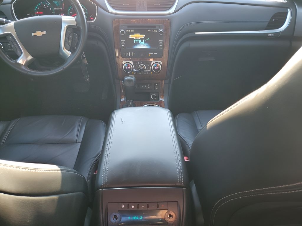 Used Car 2013 Chevrolet Traverse  2lt For Sale In Austin, Texas
